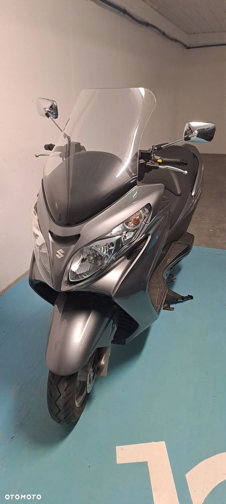 Suzuki Burgman - 3