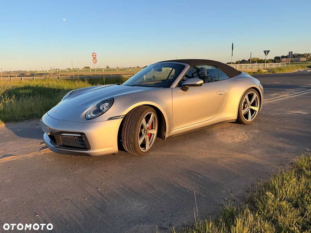 Porsche 911 Carrera 4S - 2
