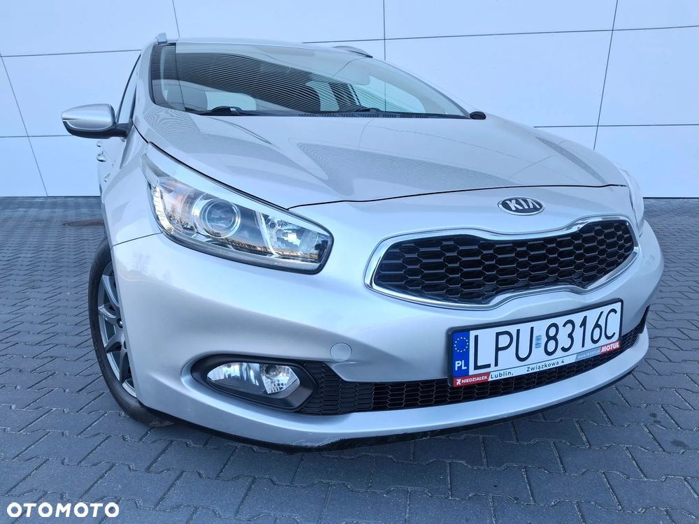 Kia Ceed 1.4 CVVT Dream Team Edition - 8