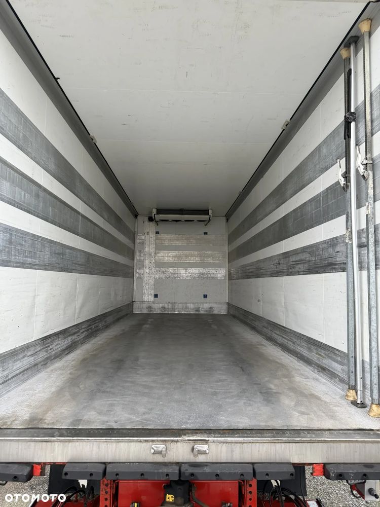 DAF FAR XF105 410T - 13