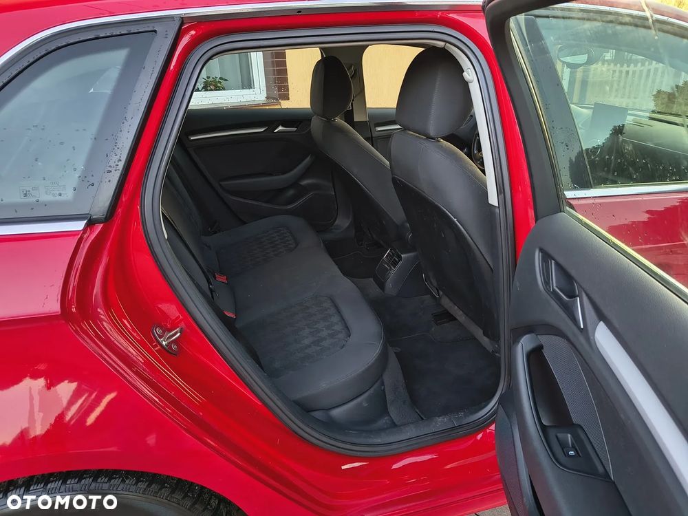 Audi A3 Sportback - 19