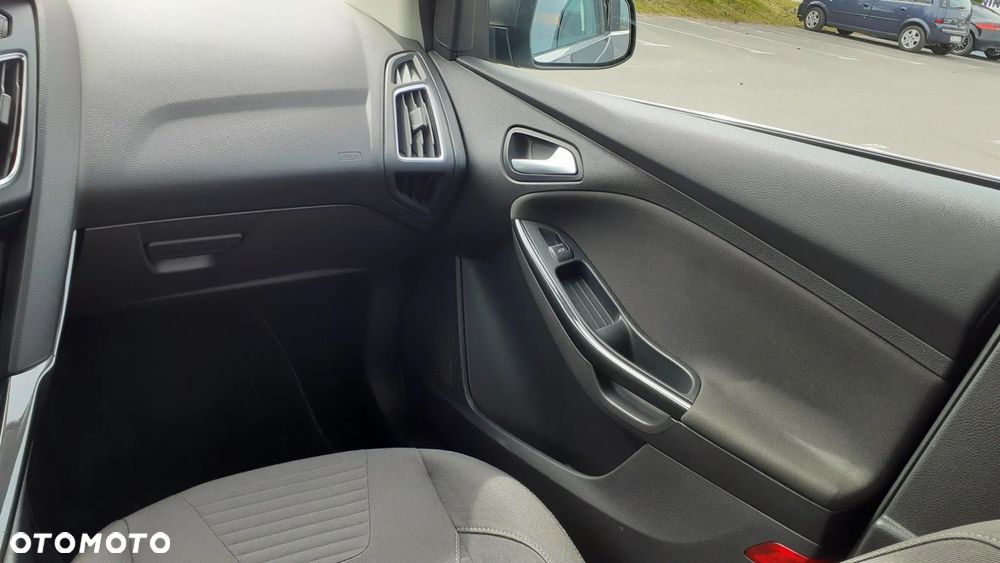 Ford Focus 1.5 TDCi Titanium - 19