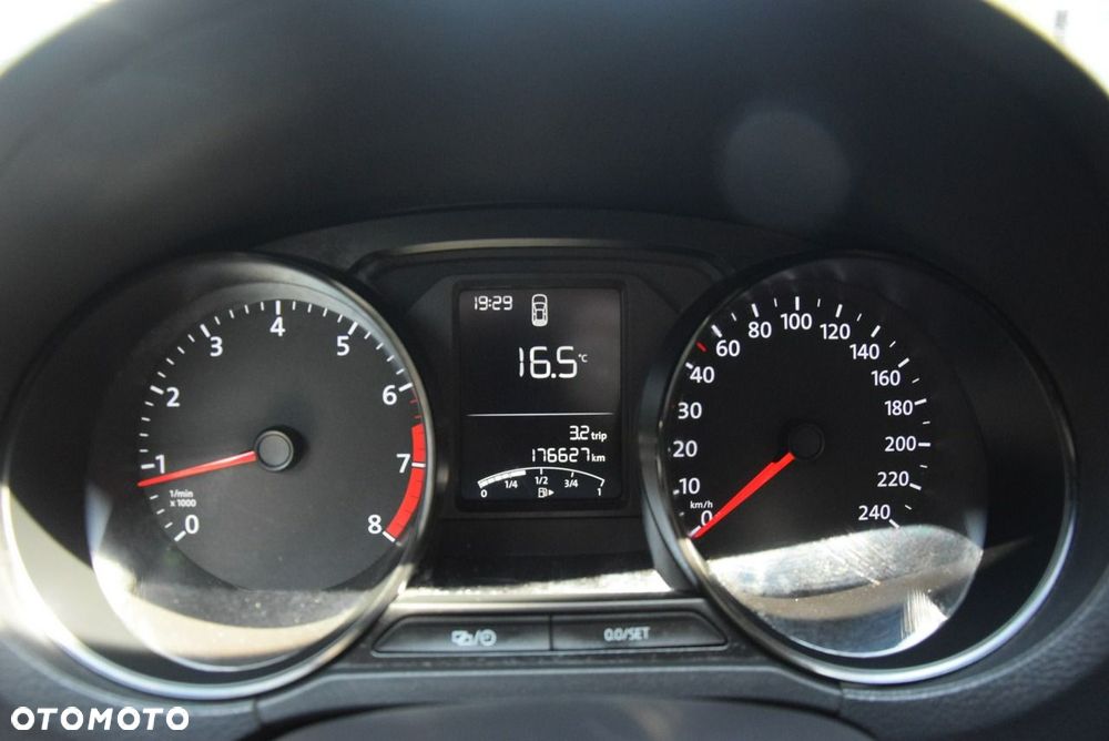 Volkswagen Polo 1.0 Trendline - 35