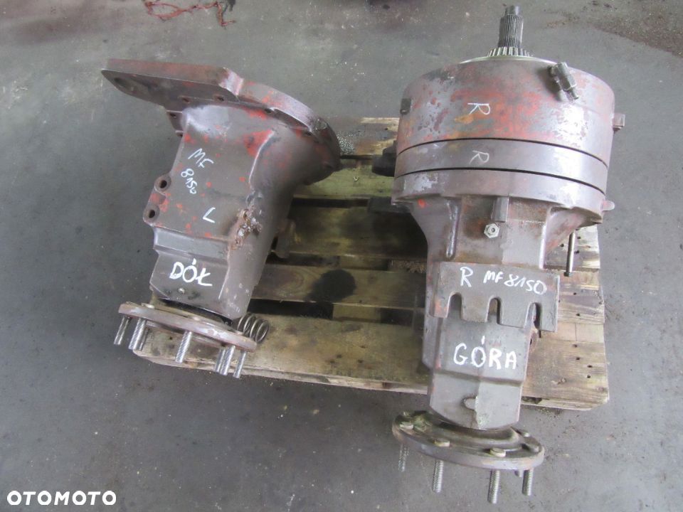Zwolnica obudowa 3615729M11 3615730M11 3583795M3 3616544M4 Massey Ferguson 8110 8120 8130 8140 8150 - 1