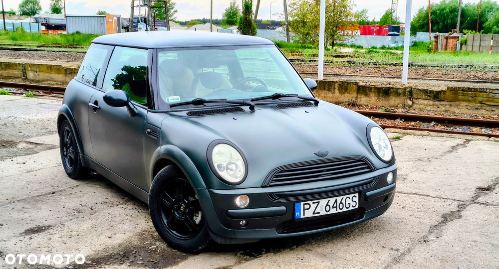 MINI Cooper Seven - 2