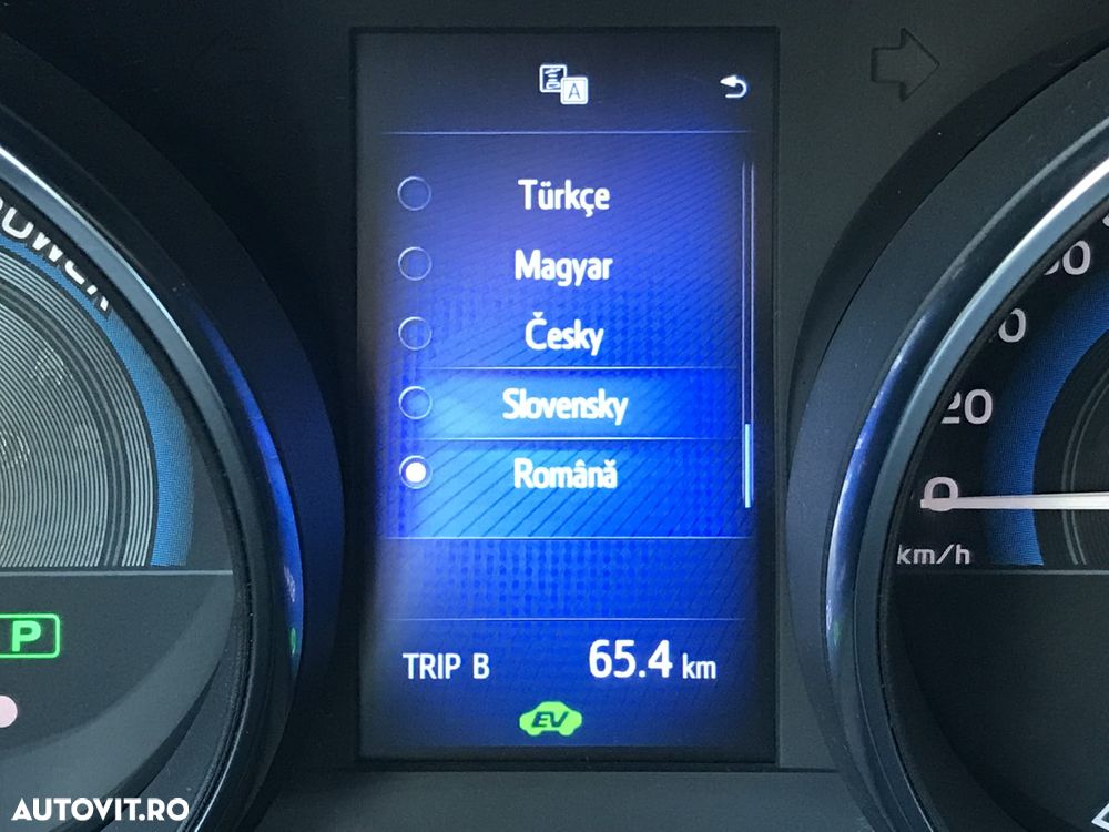 Toyota Auris 1.8 L VVT-i Sol+ - 33