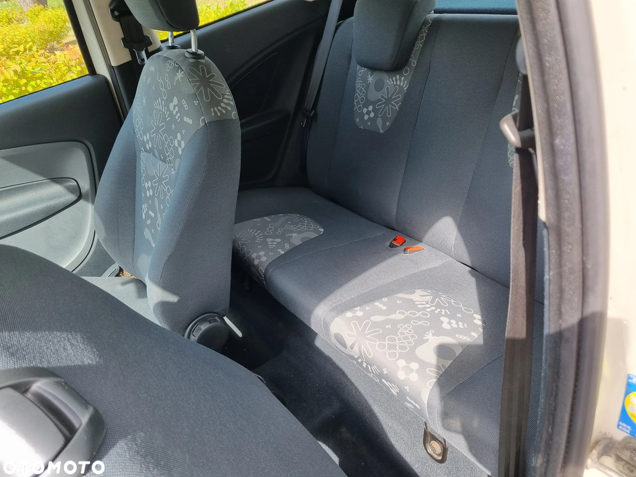Ford KA 1.2 Ambiente - 17