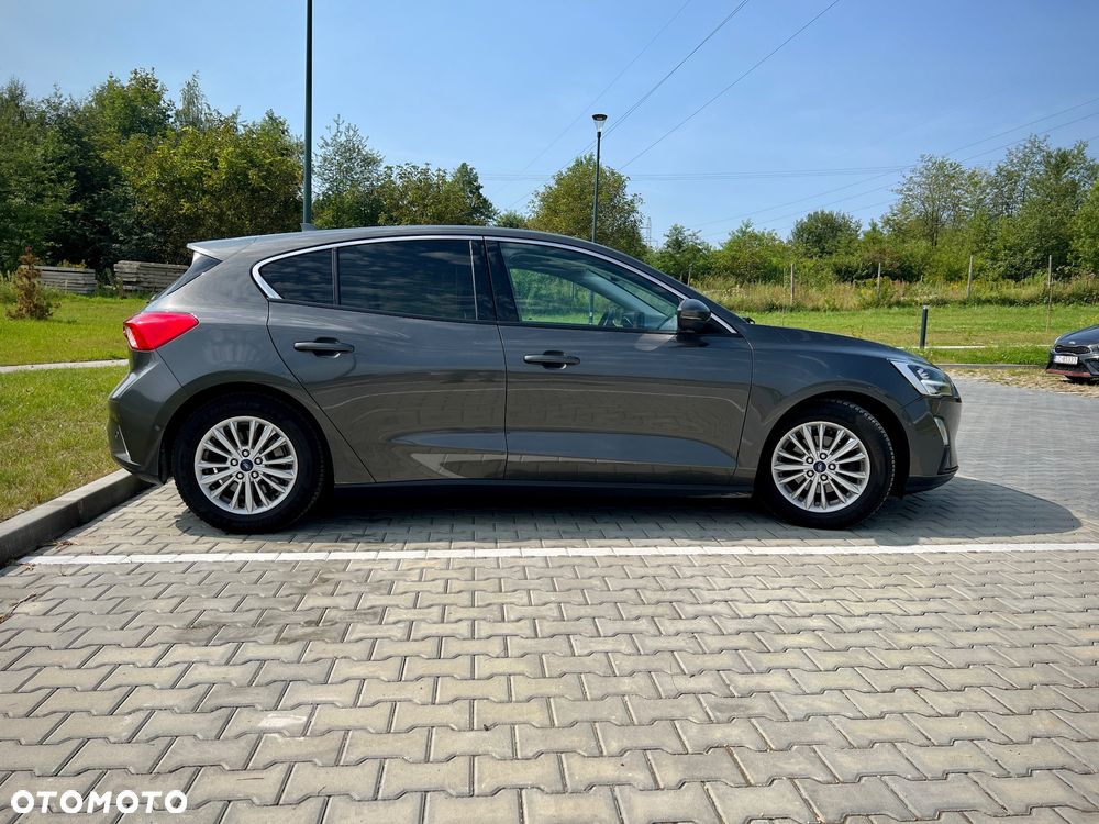Ford Focus 1.5 EcoBoost Titanium Business - 4