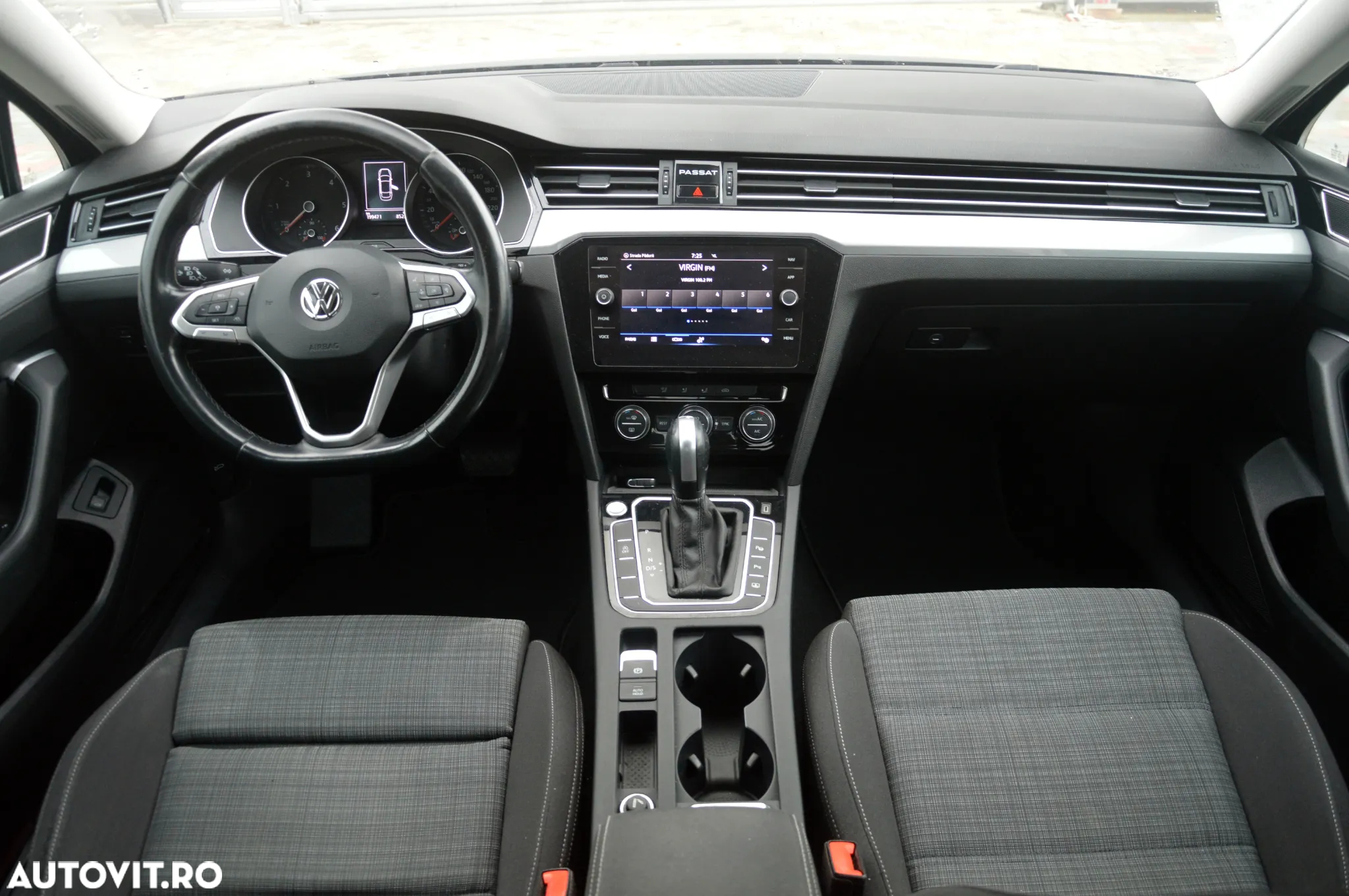 Volkswagen Passat 1.6 TDI (BlueMotion Technology) DSG Comfortline - 6