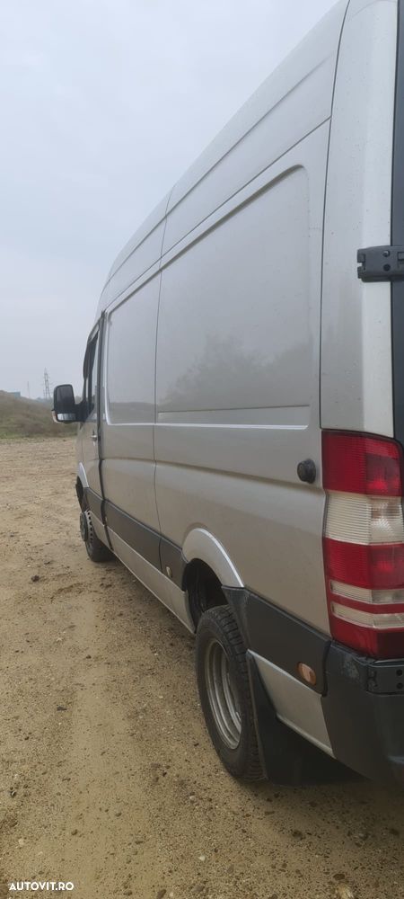 Mercedes-Benz Sprinter - 5