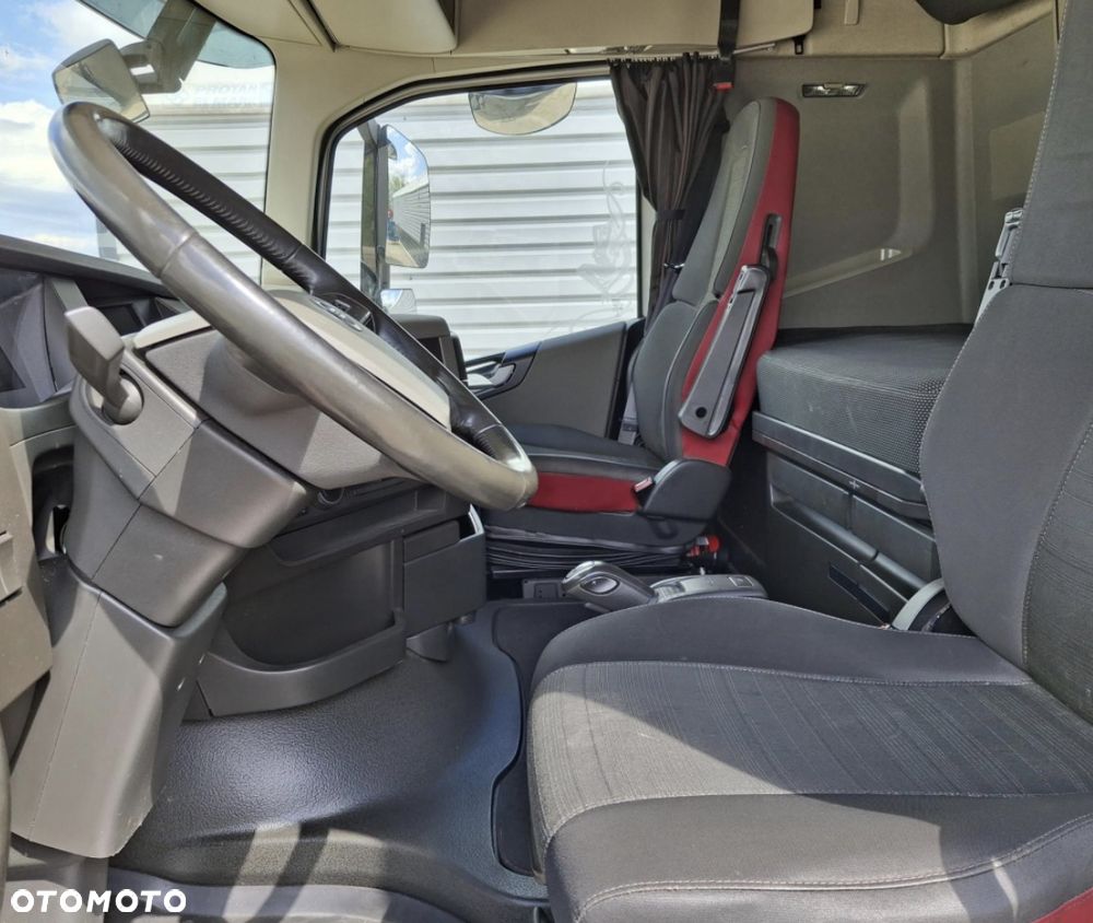 Volvo FH 500 XXL LOW DECK MEGA / TYLKO 616 412 KM PARK COOL / KLIMA POSTOJOWA / NOWY TACHOGRAF GEN2v2 / ORYGINALNY PRZEBIEG / NAJWYŻSZA KABINA XXL / 2 ZBIORNIKI PALIWOWE / CAŁE NA PODUSZCE / 2018 ROK !! - 14