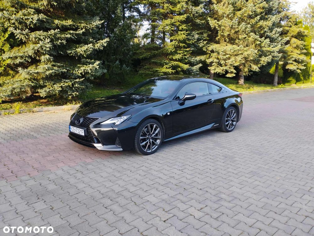 Lexus RC 300h F Sport - 1