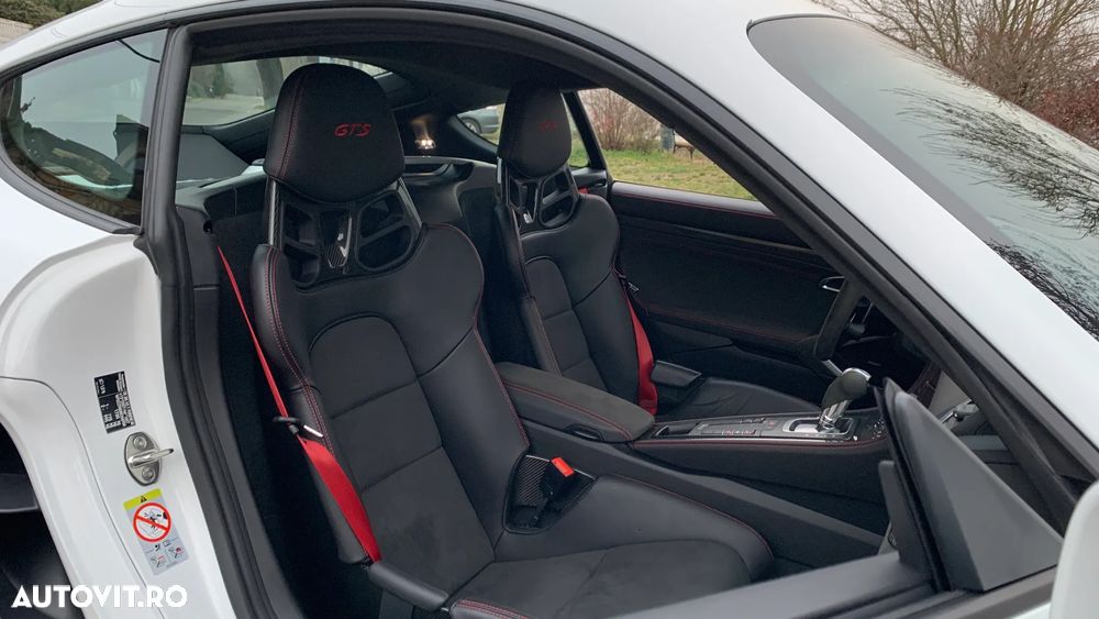Porsche Cayman 718 GTS 4.0 PDK - 19