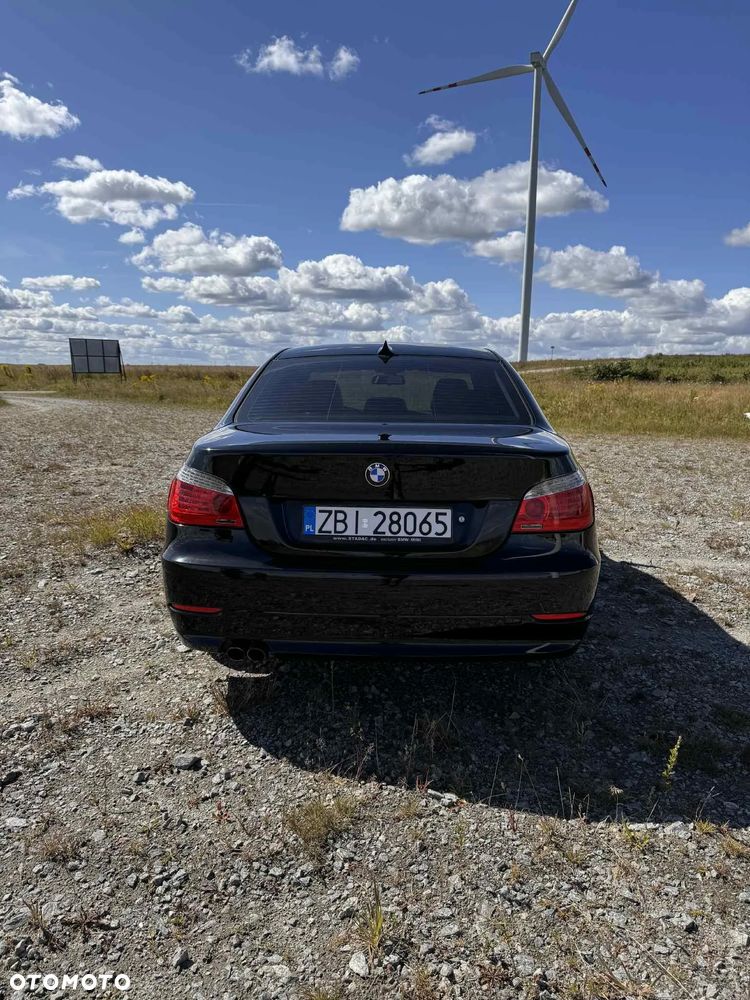 BMW Seria 5 525d - 6