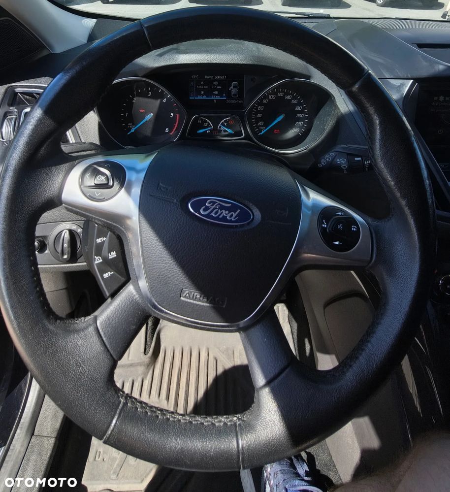 Ford Kuga 2.0 TDCi 4x4 Titanium - 19