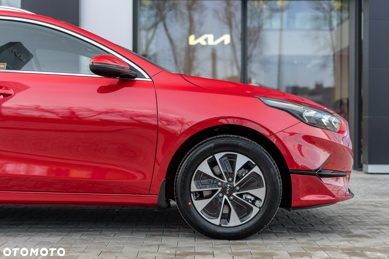 Kia Ceed - 7