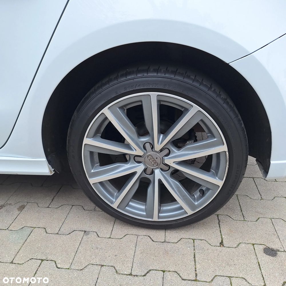 Audi A1 Sportback 1.2 TFSI Edycja Specjalna - 9