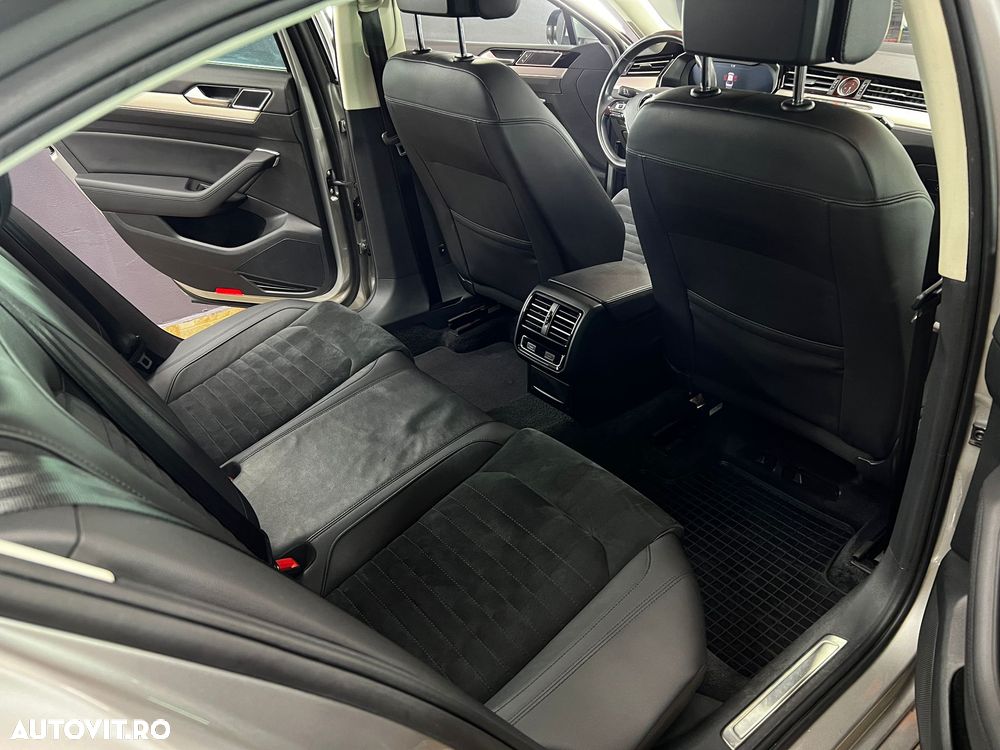 Volkswagen Passat - 16