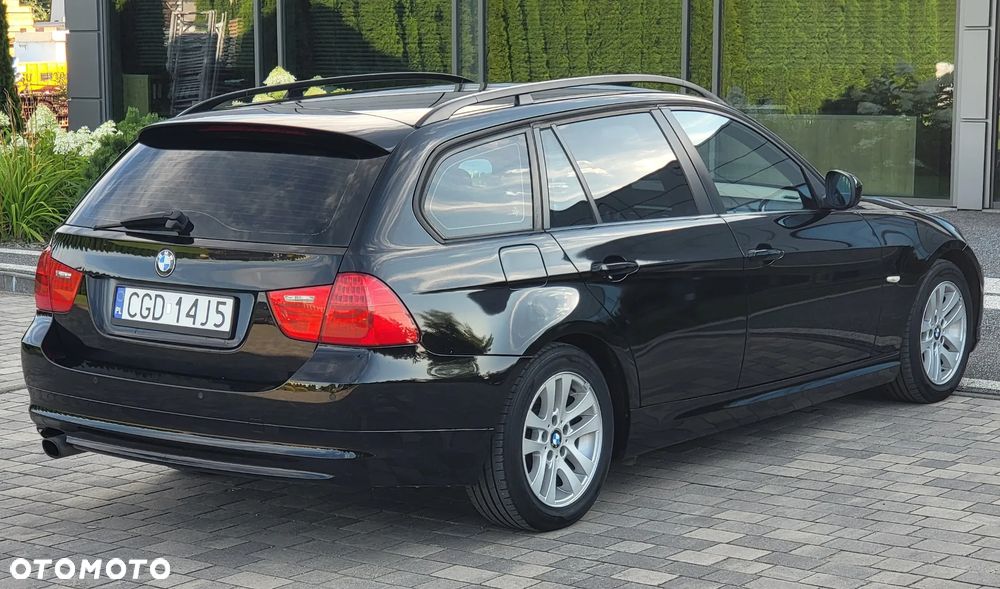 BMW Seria 3 318i Edition Exclusive - 12