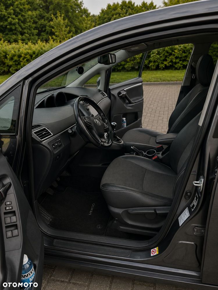 Toyota Verso 1.6 D-4D 7-Sitzer Start/Stop Comfort - 9