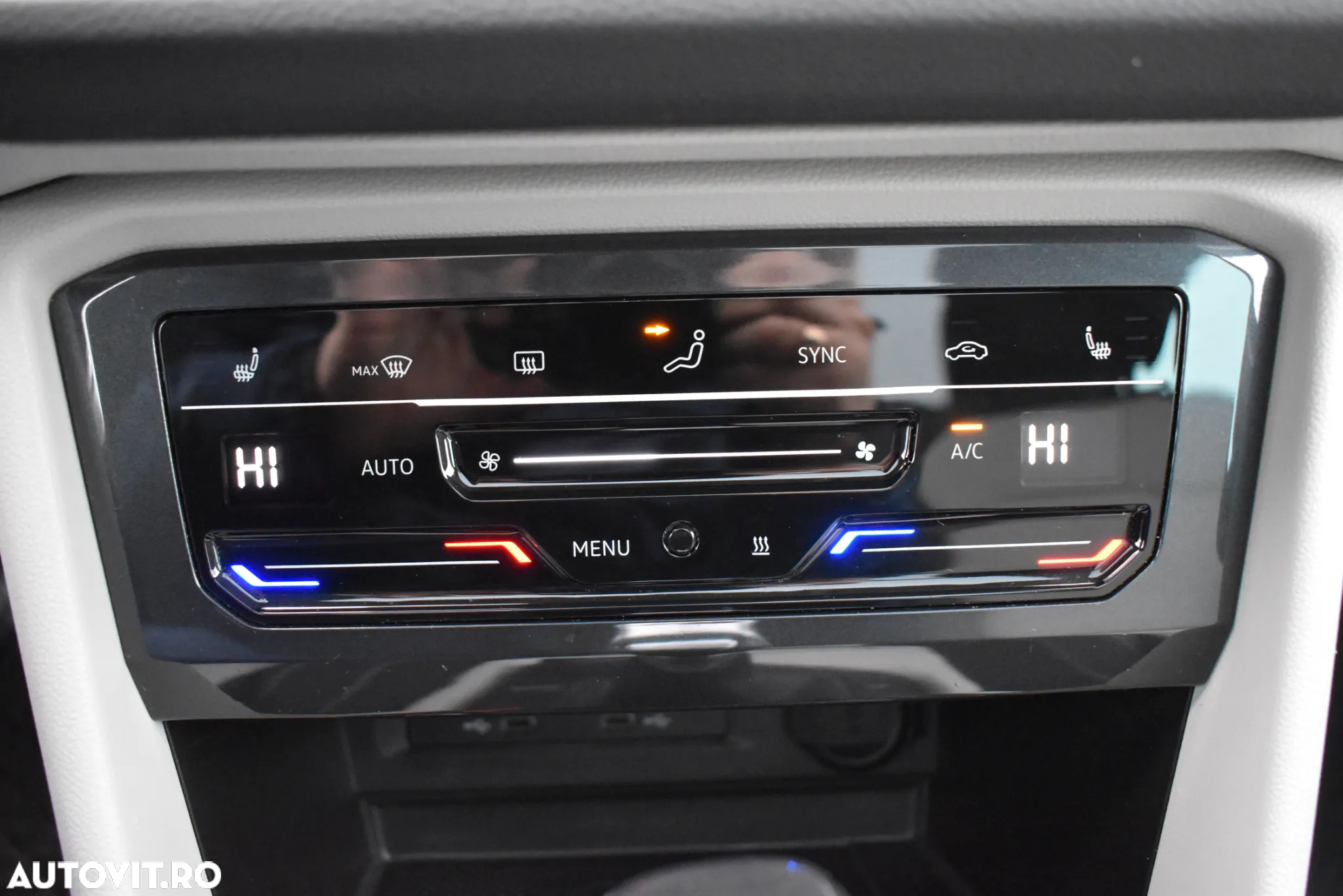 Volkswagen Tiguan 2.0 TDI SCR DSG 4Motion Elegance - 28