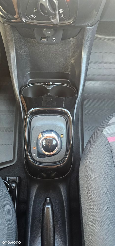 Peugeot 108 VTI 68 ETG5 Top Active - 11