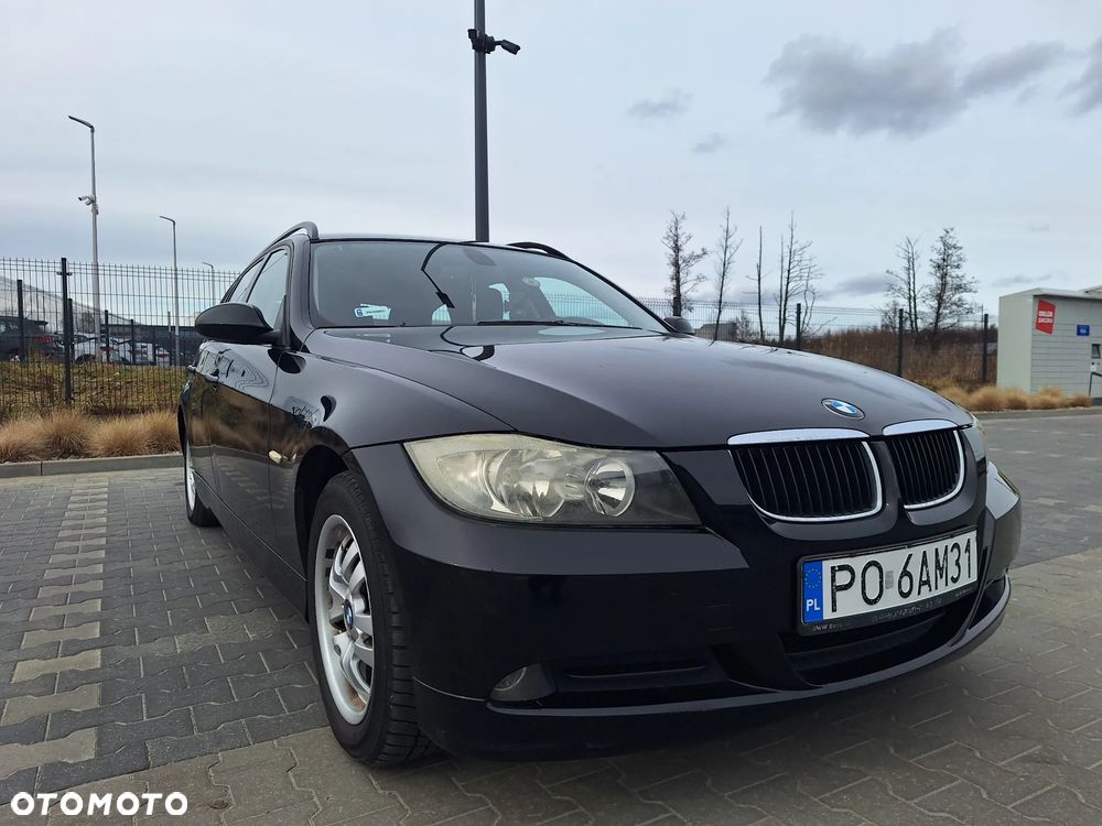 BMW Seria 3 318i - 2