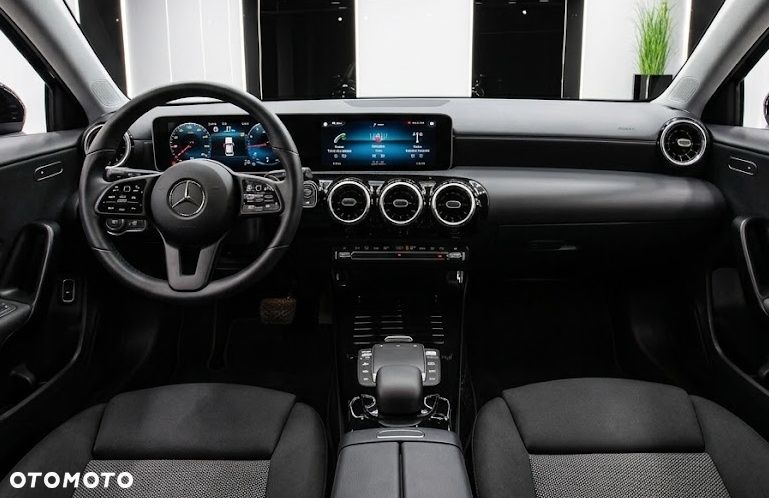 Mercedes-Benz Klasa A 250 e PHEV Progressive 8G-DCT - 6