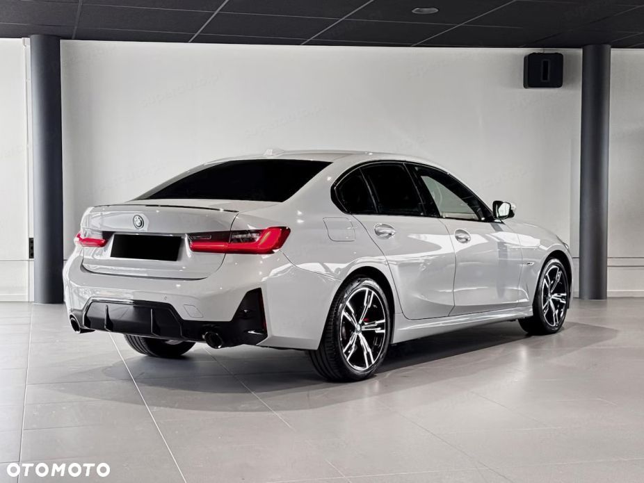 BMW Seria 3 320i xDrive M Sport - 5