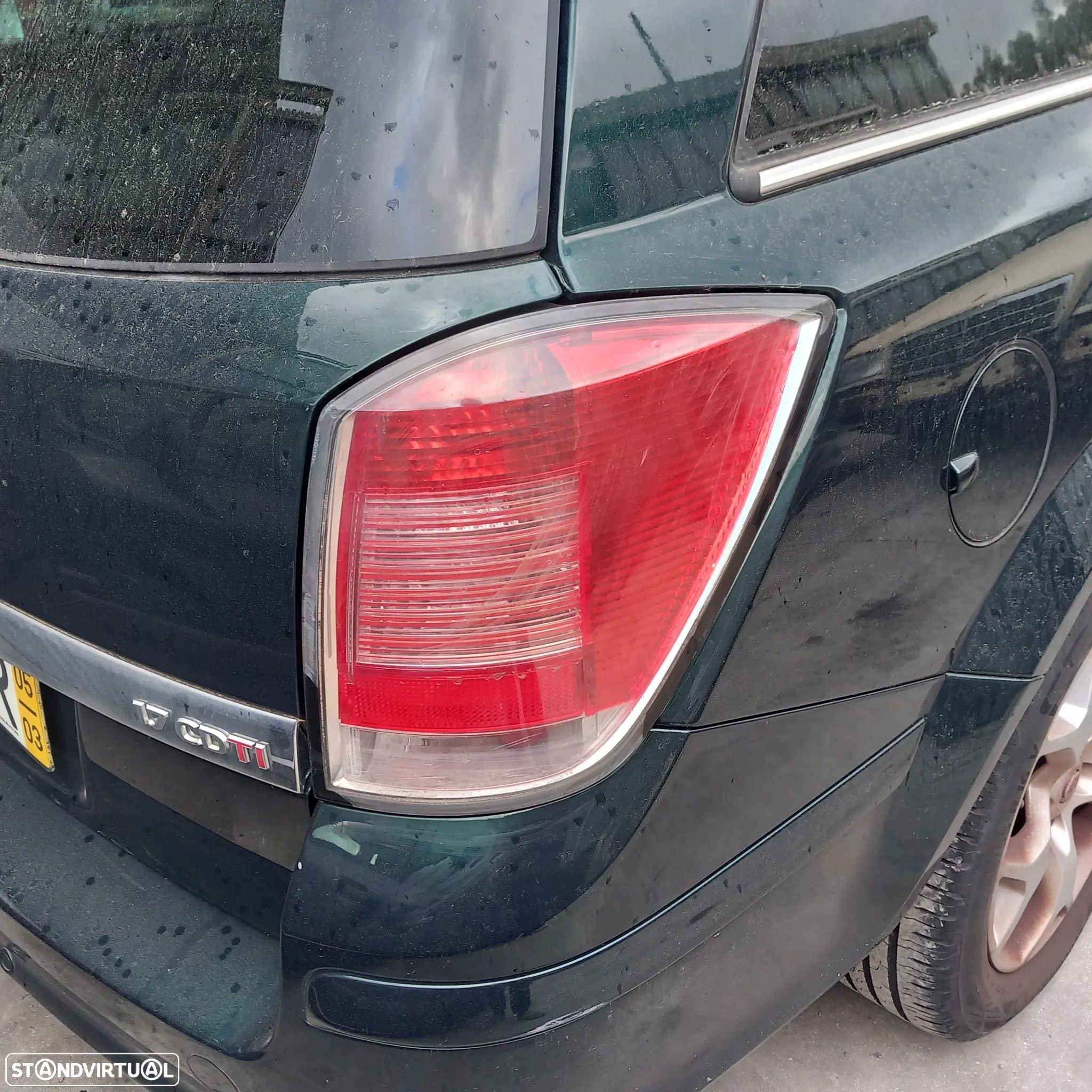 Farois traseiros opel astra H - 1