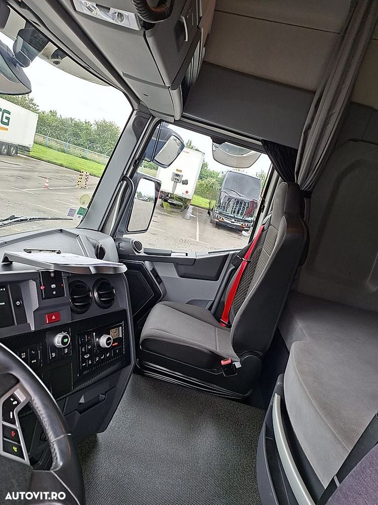 Renault T 480 - 15