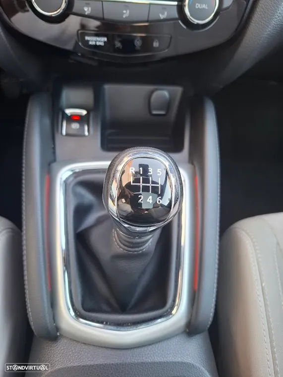 Nissan Qashqai 1.5 dCi Tekna Alcantara - 20