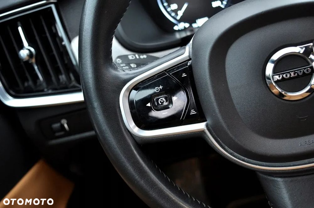 Volvo V90 D4 Geartronic Inscription - 11