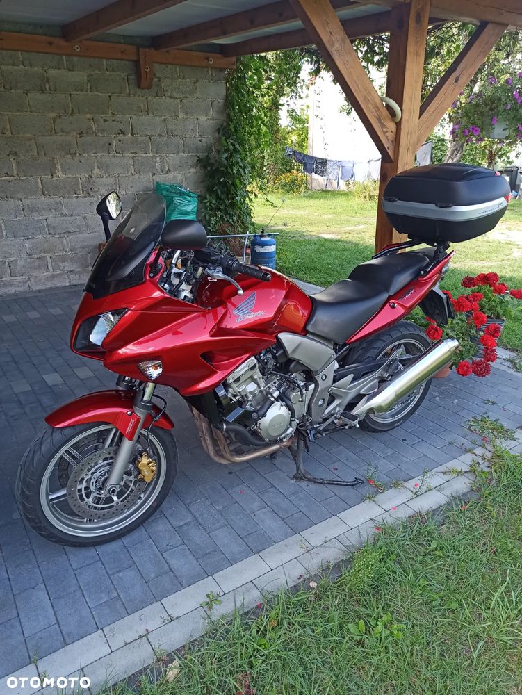 Honda CBF - 1