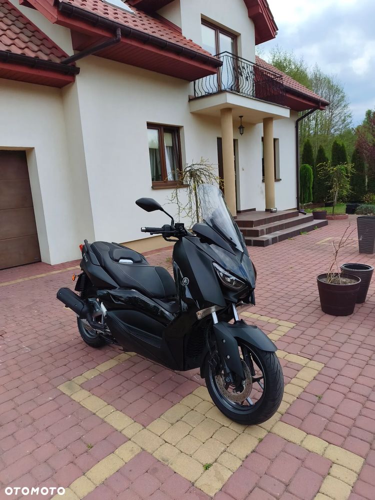 Yamaha X-max - 15