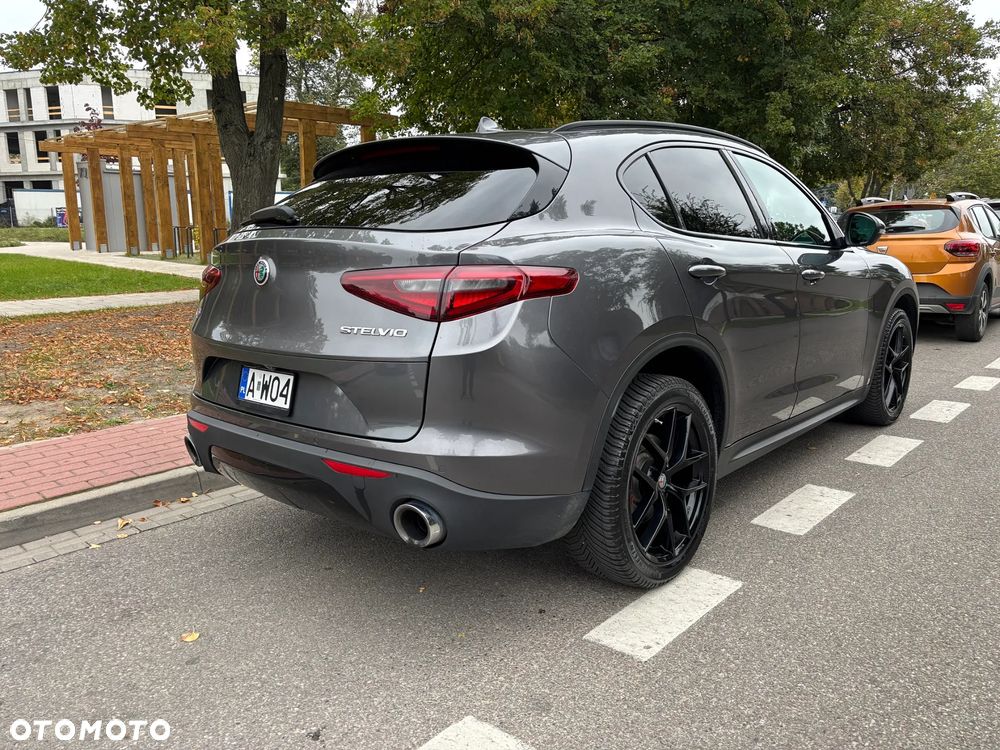 Alfa Romeo Stelvio 2.0 Turbo Super Q4 - 8