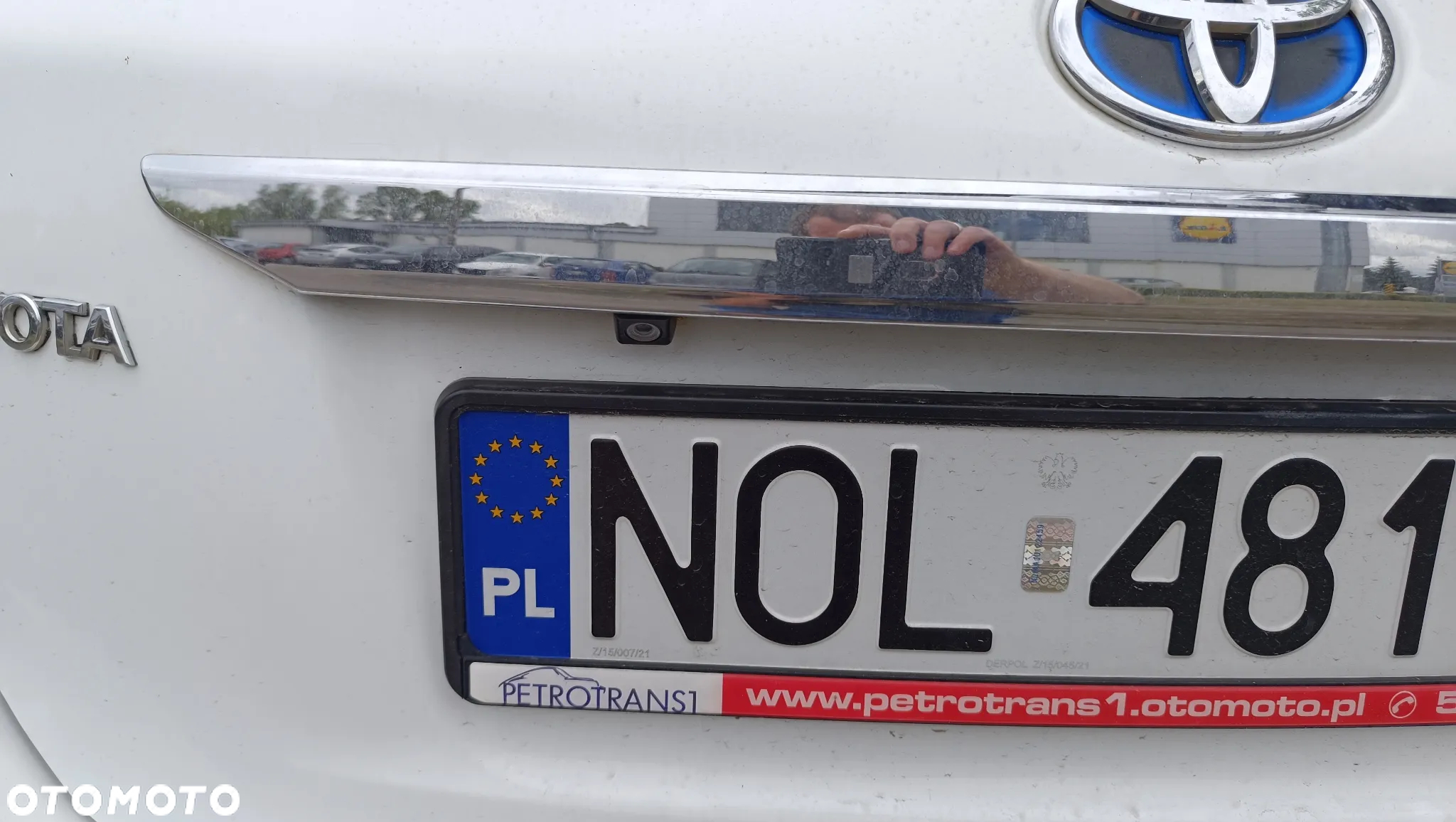 Toyota Yaris Hybrid 100 Sol - 14
