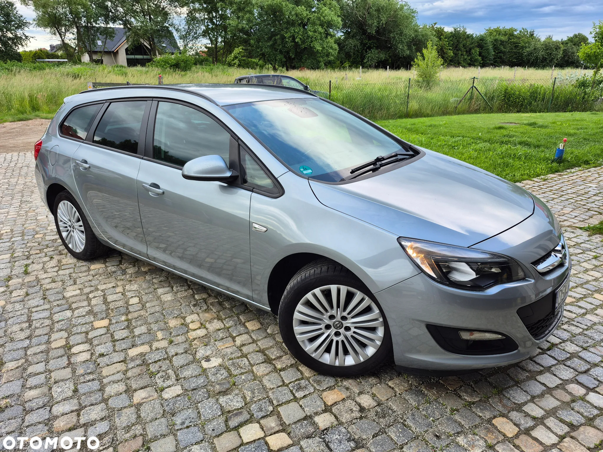 Opel Astra 1.4 Turbo Edition - 4