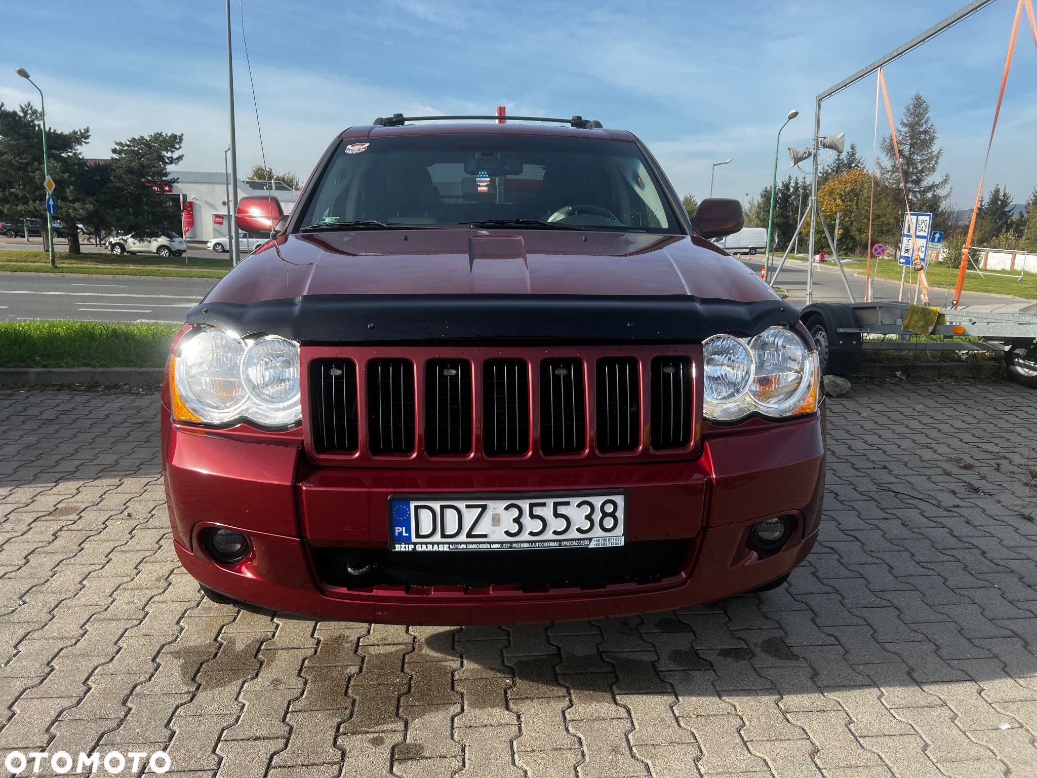 Jeep Grand Cherokee - 1