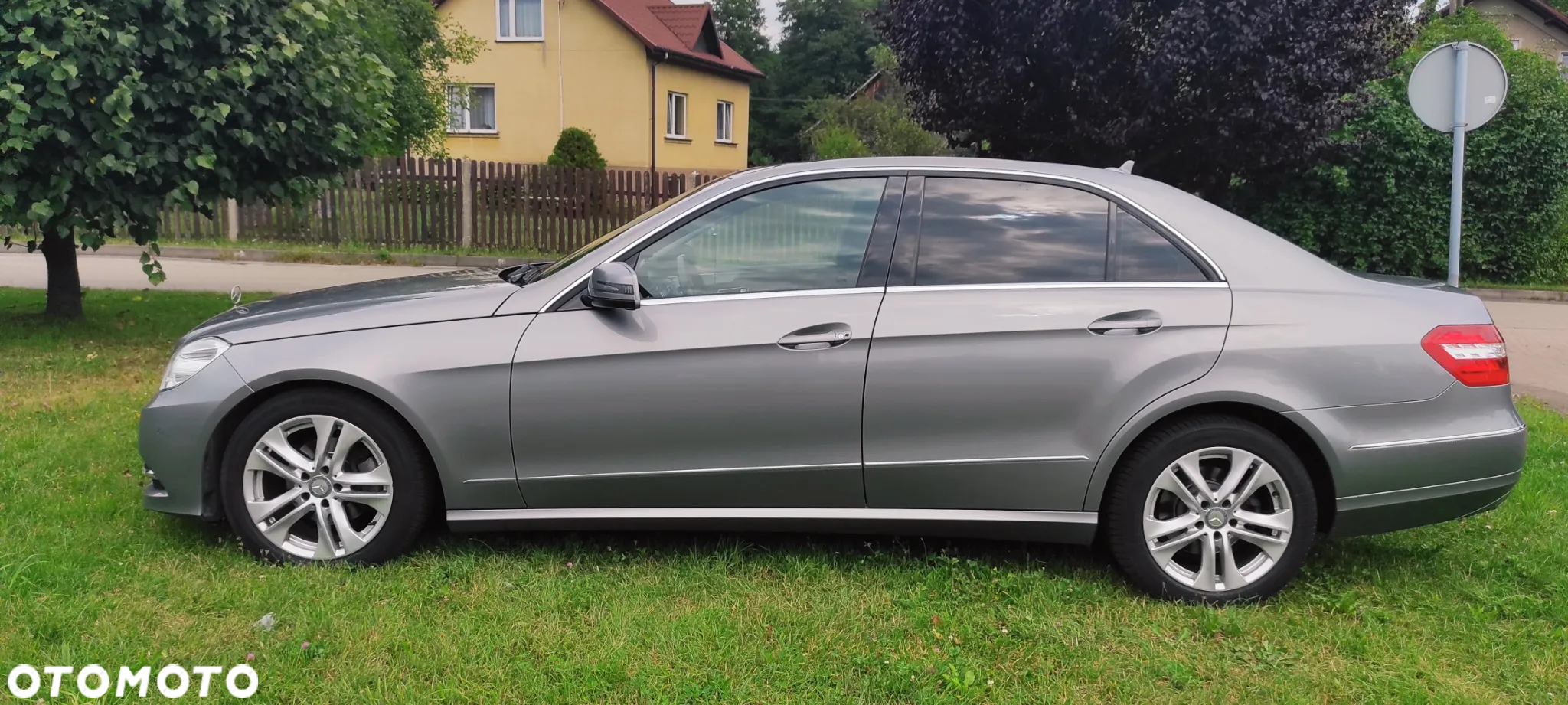 Mercedes-Benz Klasa E 220 BlueTEC 7G-TRONIC Avantgarde - 2