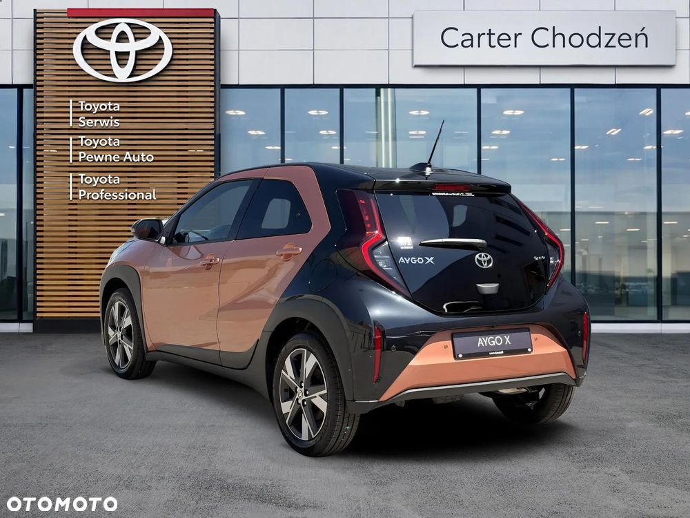 Toyota Aygo X Hybrid 1.5 Style e-CVT - 4