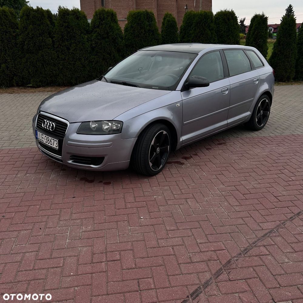 Audi A3 Sportback - 3