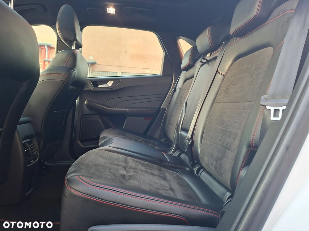 Ford Kuga 2.5P PHEV FWD ST-Line X - 15