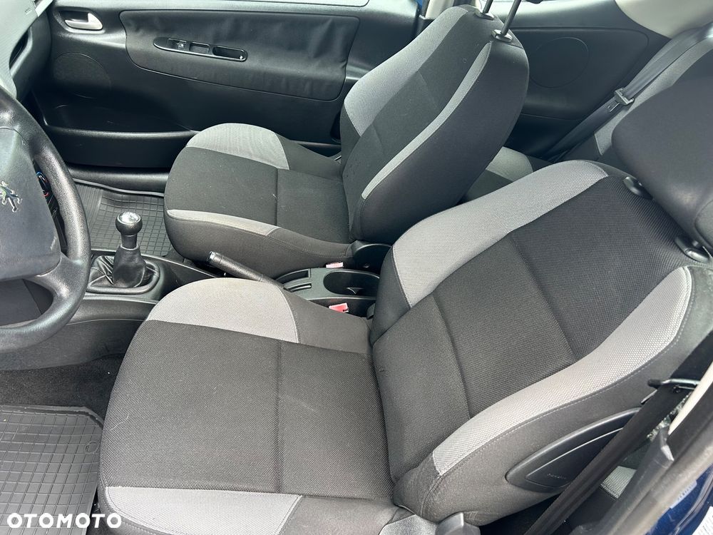 Peugeot 207 1.4 Trendy - 10