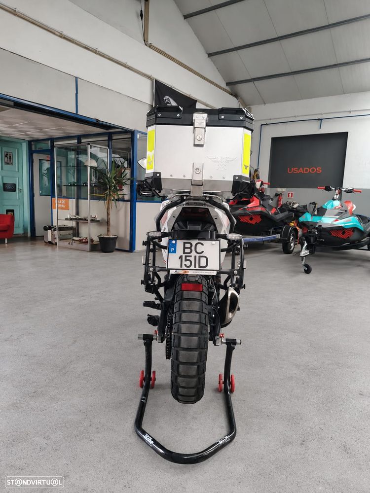 Moto Morini X-Cape - 9