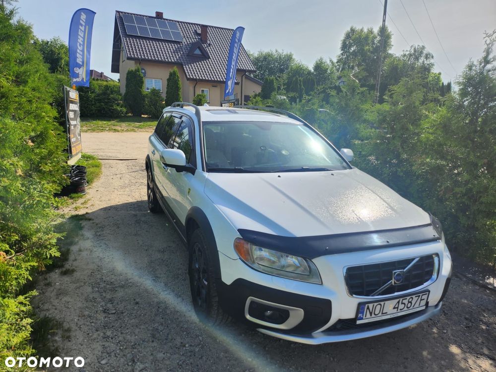 Volvo XC 70 3.2 AWD Momentum - 2