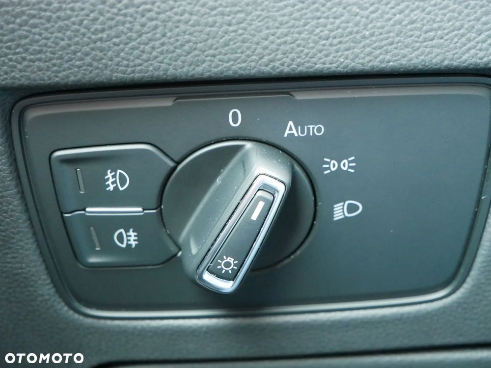Volkswagen Passat 2.0 TDI EVO Business DSG - 35