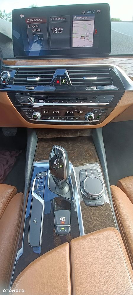 BMW Seria 5 540i Sport Line sport - 13