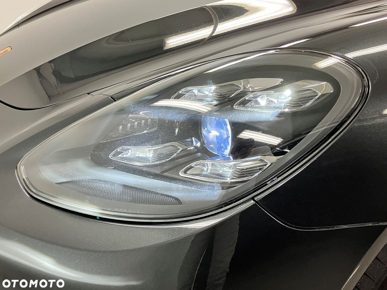 Porsche Panamera - 11