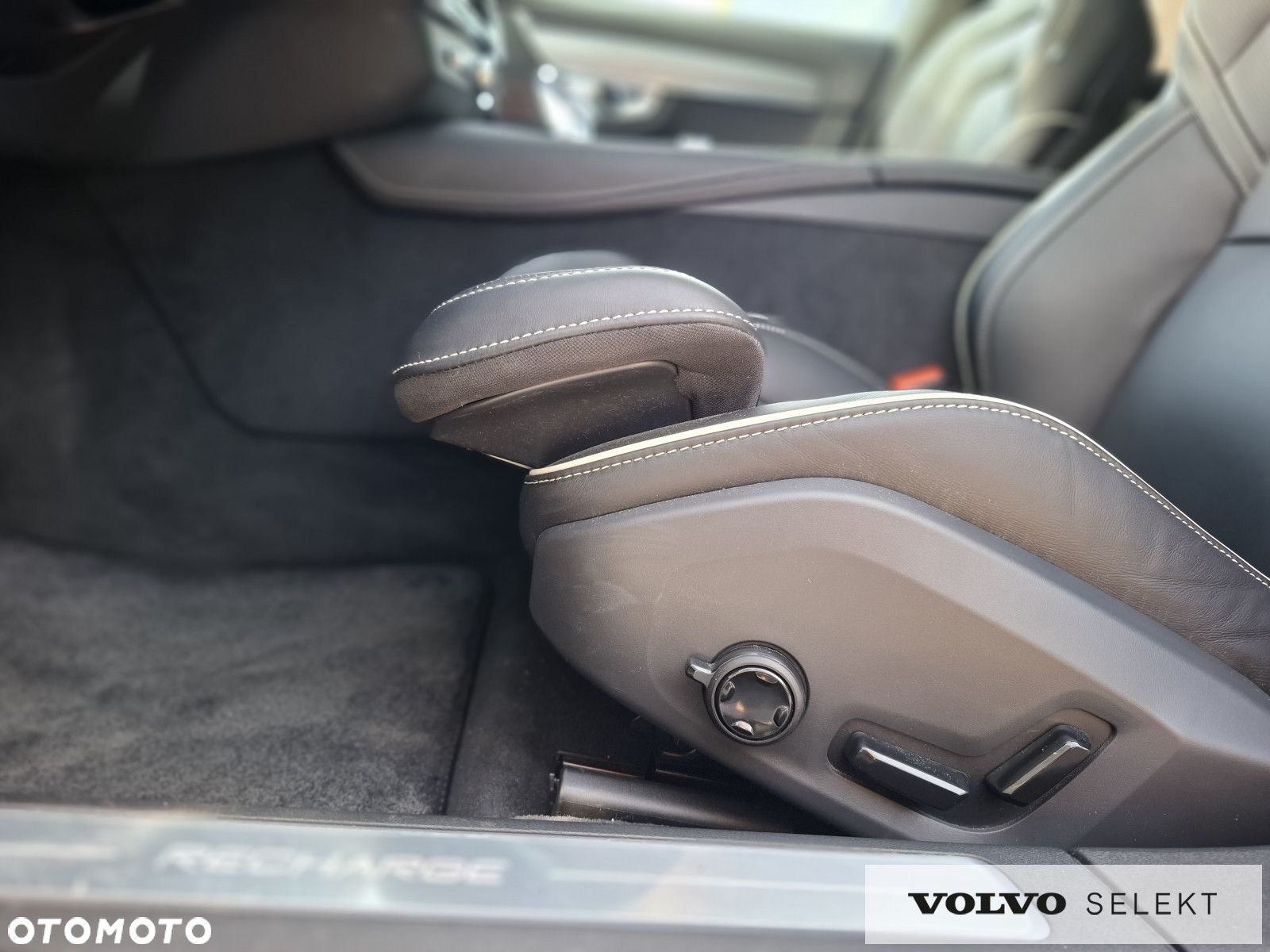 Volvo S90 - 31